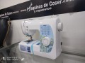 Máquina de coser ligera